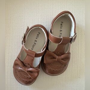Toddler girl size 7 shoes